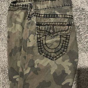 Men’s True Religion Camo Pants